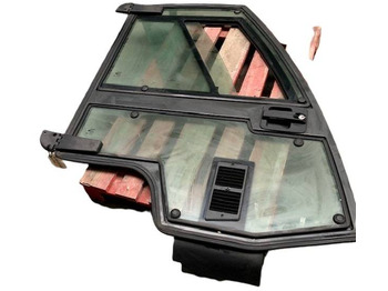 Puerta y piezas NISSAN