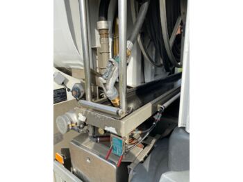 Camión cisterna VOLVO FM: foto 2 Camión cisterna VOLVO FM: foto 2