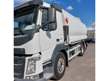 Camión cisterna VOLVO FM