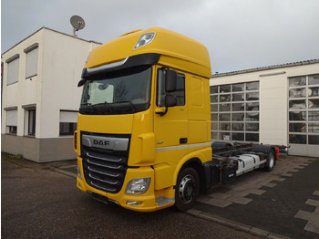 Camión portacontenedore/ Intercambiable DAF XF 480