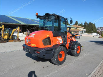 Cargadora de ruedas Kubota R 065: foto 3 Cargadora de ruedas Kubota R 065: foto 3