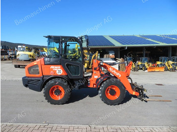 Cargadora de ruedas Kubota R 065: foto 2 Cargadora de ruedas Kubota R 065: foto 2