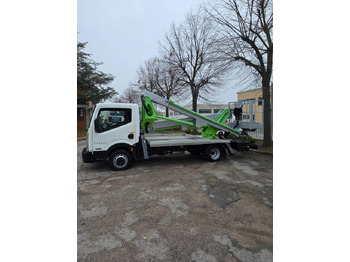 Camión con plataforma elevadora MULTITEL