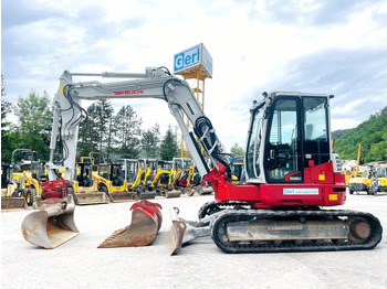 Miniexcavadora TAKEUCHI