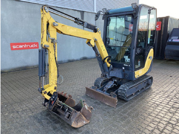Miniexcavadora YANMAR