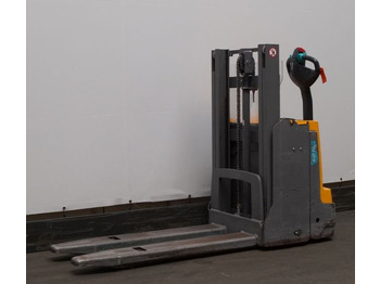 Apilador JUNGHEINRICH EJD