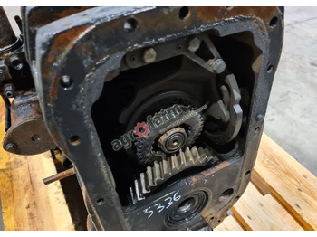 Caja de cambios Tylny most Massey Ferguson 4245: foto 3