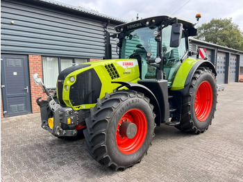 Tractor CLAAS Arion 660