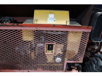 Plataforma de tijeras Holland lift 195DL25/S: foto 2 Plataforma de tijeras Holland lift 195DL25/S: foto 2