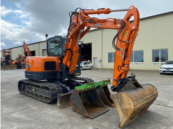 Excavadora de cadenas Doosan DX 85 R: foto 3