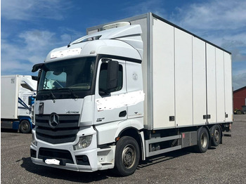 Camión caja cerrada MERCEDES-BENZ