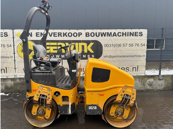 Apisonadora de asfalto VOLVO DD25B