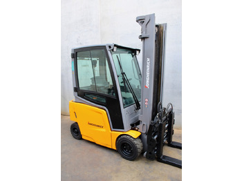 Carretilla elevadora eléctrica JUNGHEINRICH EFG