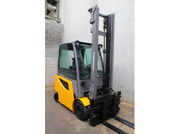 Carretilla elevadora eléctrica JUNGHEINRICH EFG 425