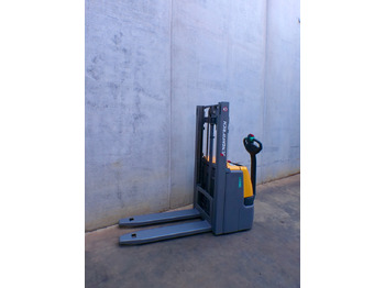 Apilador Jungheinrich EJC 110 250 ZT Li-Ion: foto 2 Apilador Jungheinrich EJC 110 250 ZT Li-Ion: foto 2