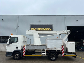 Camión con plataforma elevadora PALFINGER