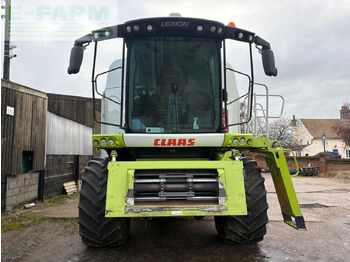 Cosechadora de granos CLAAS Lexion 630