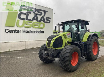 Tractor CLAAS Axion 810