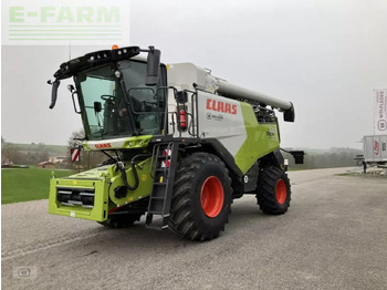 Cosechadora de granos CLAAS