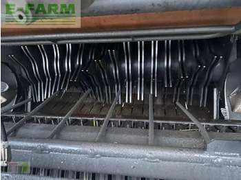 Empacadora de pacas cuadradas CLAAS variant 385 rc pro: foto 3