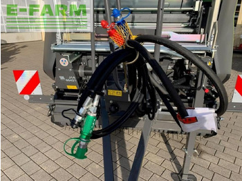 Empacadora de pacas cuadradas CLAAS variant 565 rc pro: foto 4 Empacadora de pacas cuadradas CLAAS variant 565 rc pro: foto 4