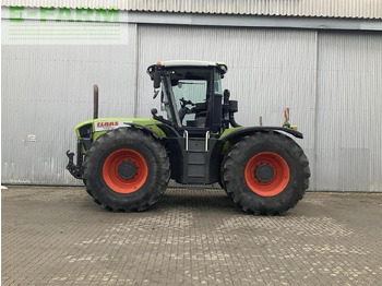 Tractor CLAAS Xerion 3300