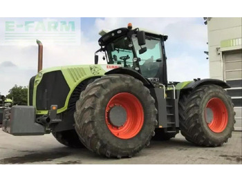 Tractor CLAAS Xerion 5000