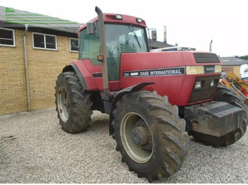 Tractor CASE IH Magnum