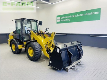 Miniexcavadora CATERPILLAR 906