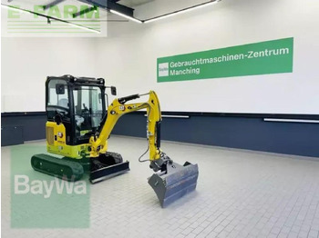 Miniexcavadora CATERPILLAR 302