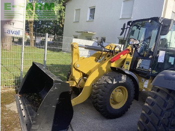 Miniexcavadora CATERPILLAR 906