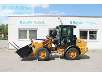 Miniexcavadora CATERPILLAR