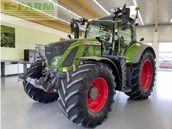 Tractor FENDT 718 Vario