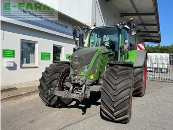Tractor FENDT 724 Vario