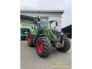 Tractor FENDT 724 Vario