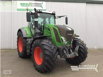 Tractor FENDT 824 Vario
