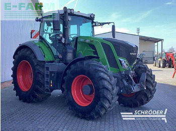Tractor FENDT 824 Vario