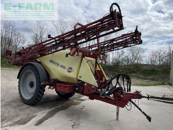 Pulverizador arrastrado HARDI