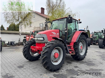 Tractor McCORMICK