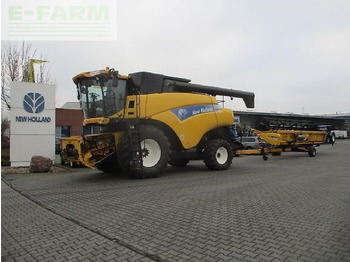 Cosechadora de granos NEW HOLLAND CR9000