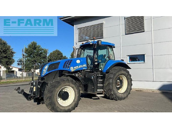 Tractor NEW HOLLAND T8