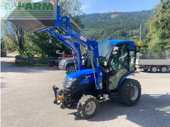 Tractor SOLIS 26