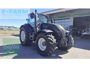 Tractor VALTRA T174
