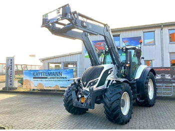 Tractor VALTRA T174