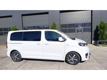 Furgón Toyota Proace 2.0 Van, Kleinbus, 7-Sitzer, Turboschaden: foto 3 Furgón Toyota Proace 2.0 Van, Kleinbus, 7-Sitzer, Turboschaden: foto 3