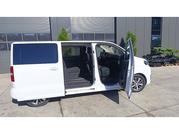 Furgón Toyota Proace 2.0 Van, Kleinbus, 7-Sitzer, Turboschaden: foto 4 Furgón Toyota Proace 2.0 Van, Kleinbus, 7-Sitzer, Turboschaden: foto 4