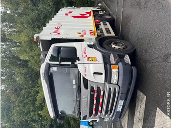 Camión de basura SCANIA 1