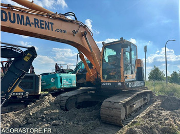 Excavadora HYUNDAI