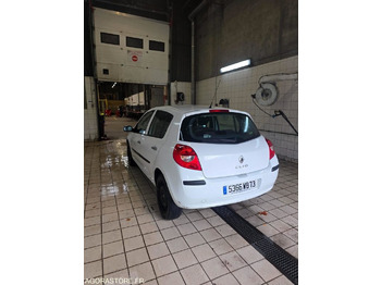 Coche RENAULT