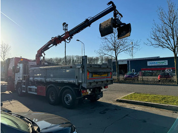 Camión volquete, Camión grúa Volvo FM 330 6X2 - EURO 5 + ATLAS 126.3E A2 + REMOTE + LIFT/STEERING AXLE: foto 4 Camión volquete, Camión grúa Volvo FM 330 6X2 - EURO 5 + ATLAS 126.3E A2 + REMOTE + LIFT/STEERING AXLE: foto 4